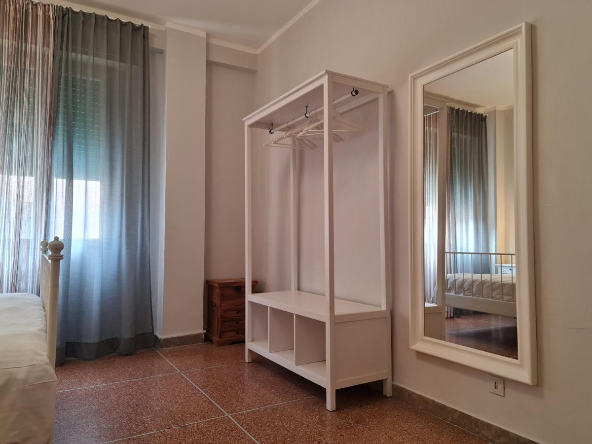 Lc Gramsci Guest House Self Check-In *