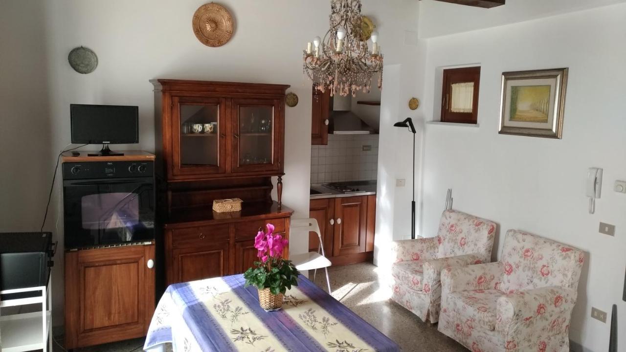 Domus Aparthotel *