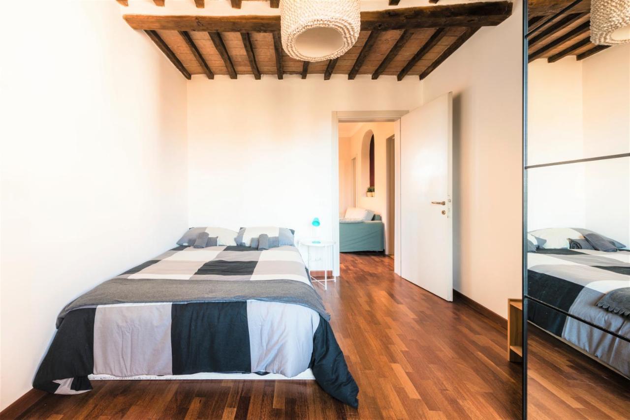 Hostly - La Pera - 2 Bedrooms, Full Center
