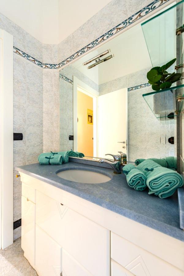 Hostly - The Urban Garden House - 3 Bedrooms, Garden, Great Location! Apartment *