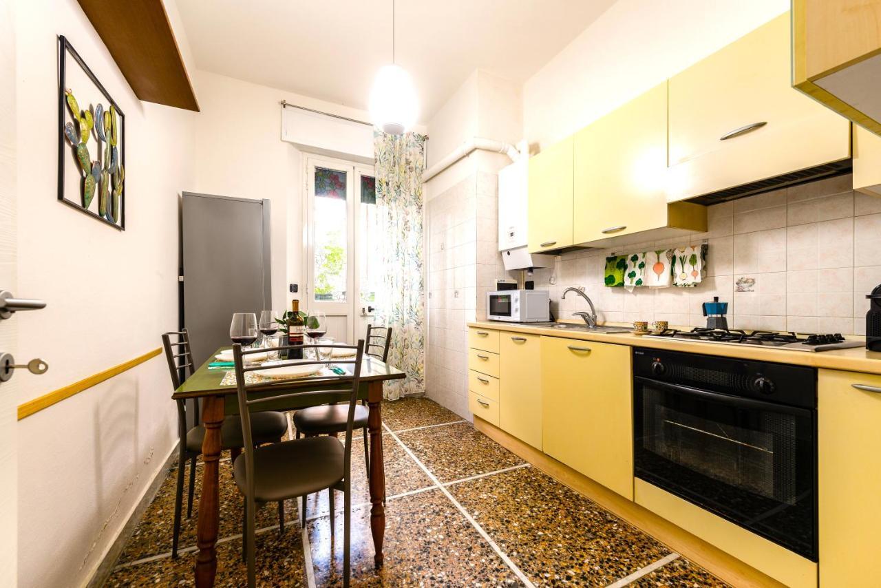 Hostly - The Urban Garden House - 3 Bedrooms, Garden, Great Location! Pisa