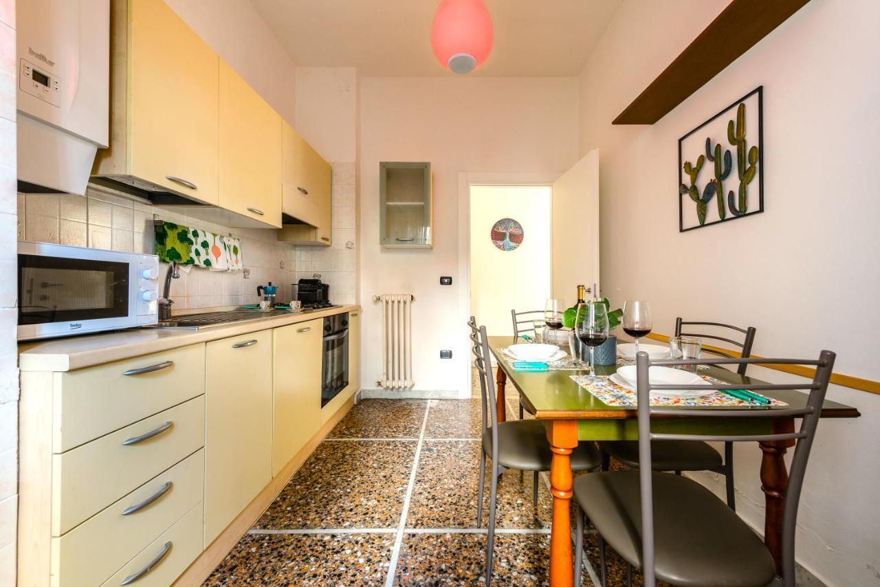 Hostly - The Urban Garden House - 3 Bedrooms, Garden, Great Location! Pisa