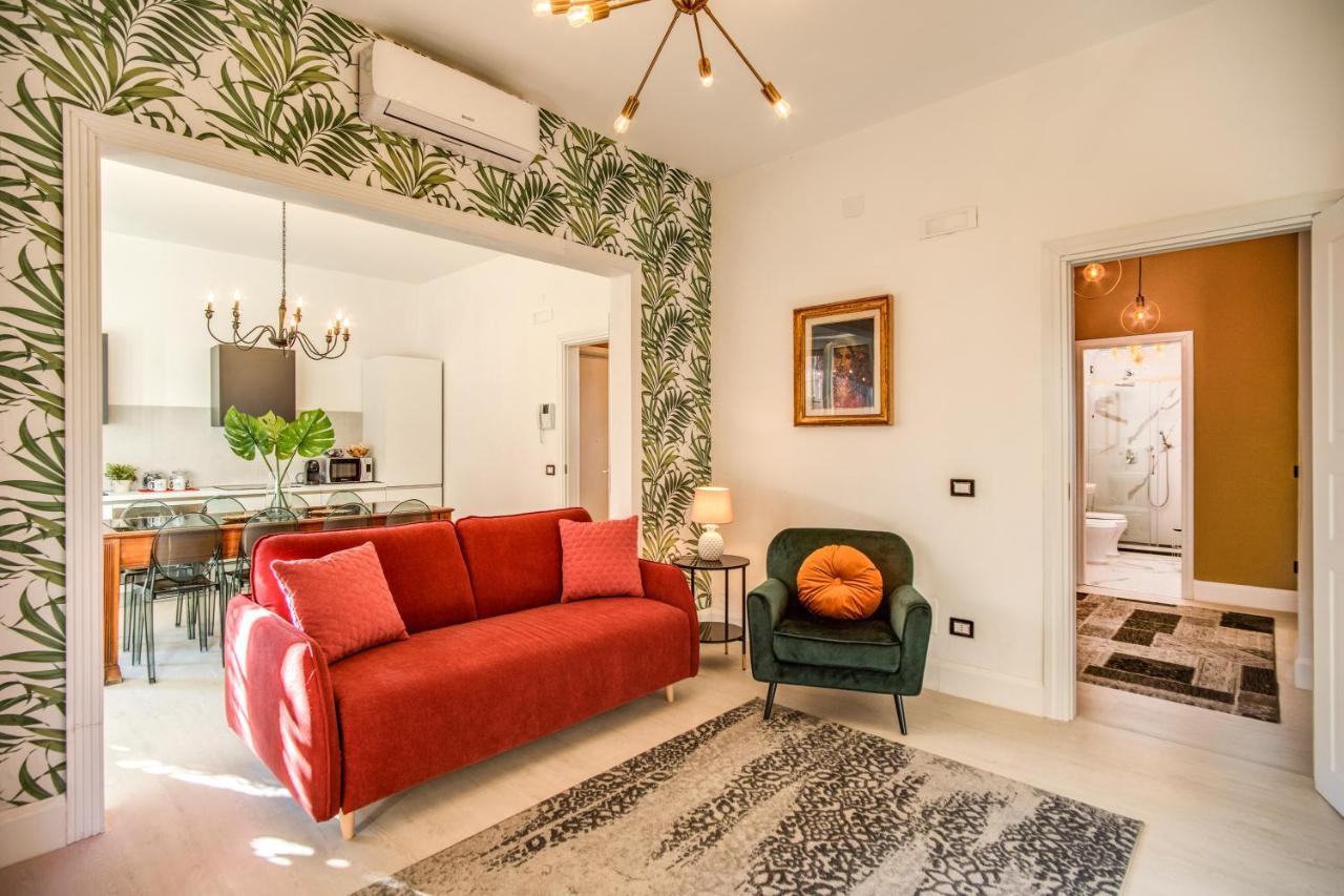 Aweshomeitaly - White Mirrors Apartment Pisa