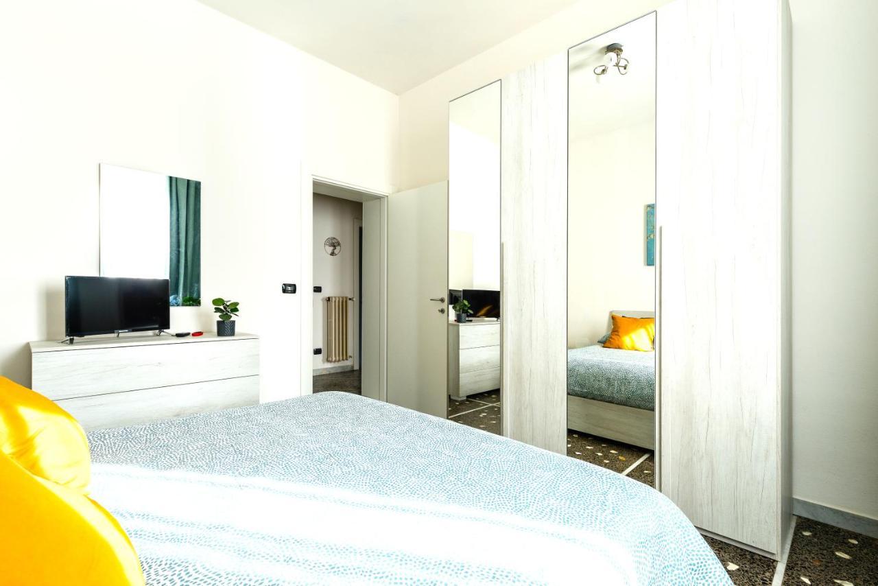 Hostly - The Urban Garden House - 3 Bedrooms, Garden, Great Location! *
