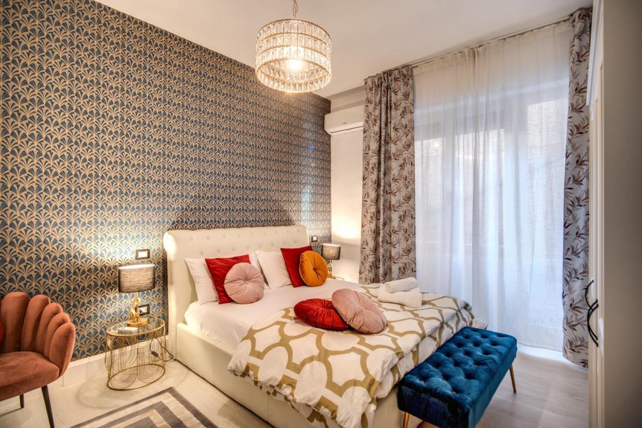 Aweshomeitaly - White Mirrors Apartment Pisa