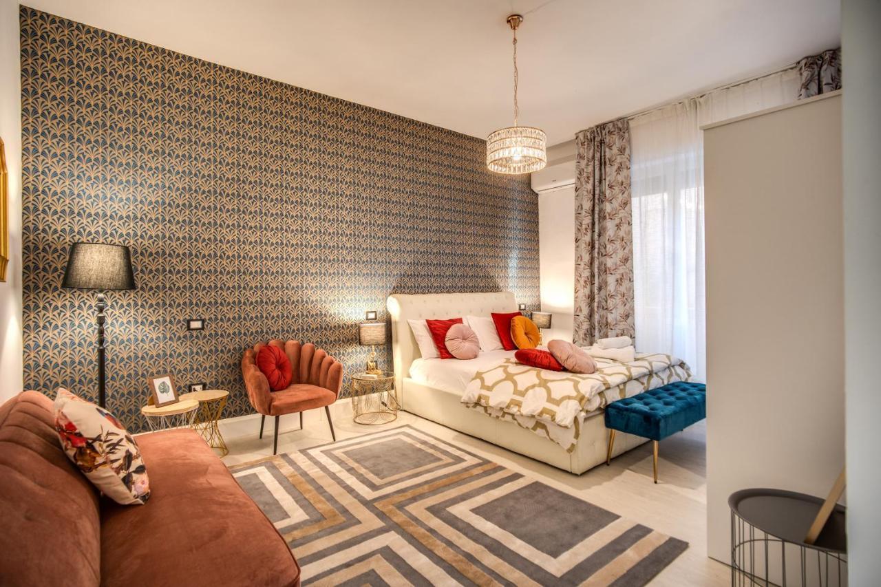 Aweshomeitaly - White Mirrors Apartment Pisa