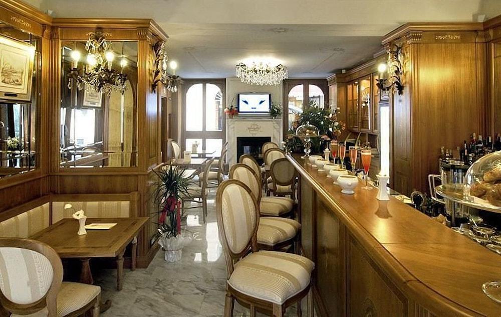 Acomodação com café da manhã  Relais Dei Fiori Dimora D'epoca 3*