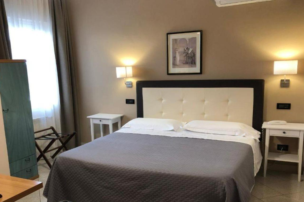 Hotel Di Stefano 3*