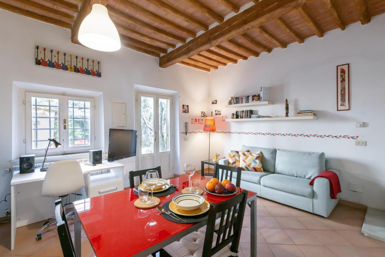 Cisanello Rock With Patio And Barbecue Appartement