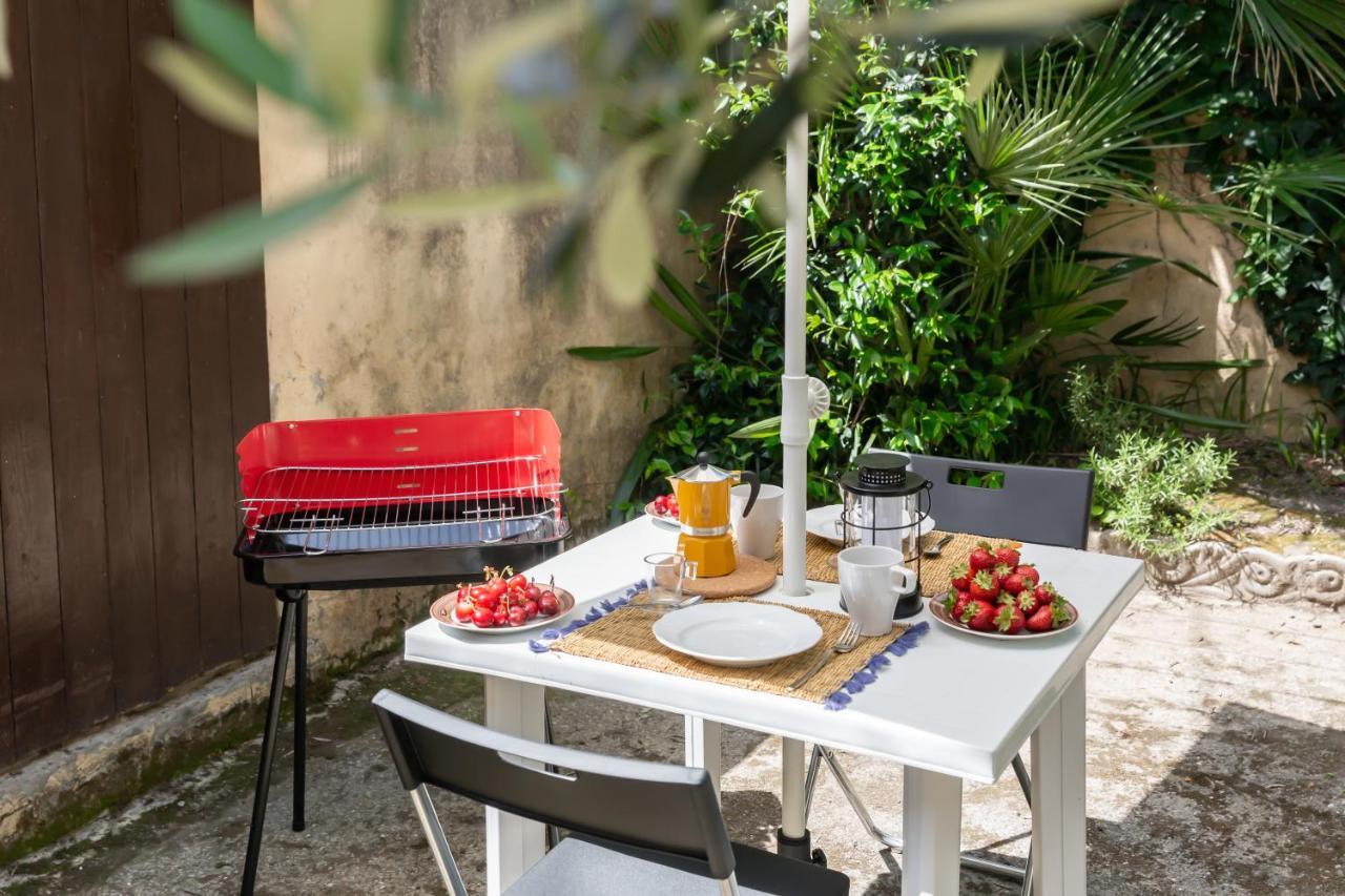 Apartment Cisanello Rock With Patio And Barbecue