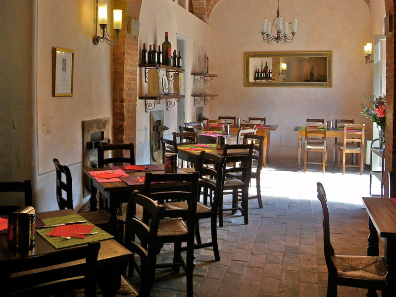 Resort Granaio Borgo Di Colleoli 3*