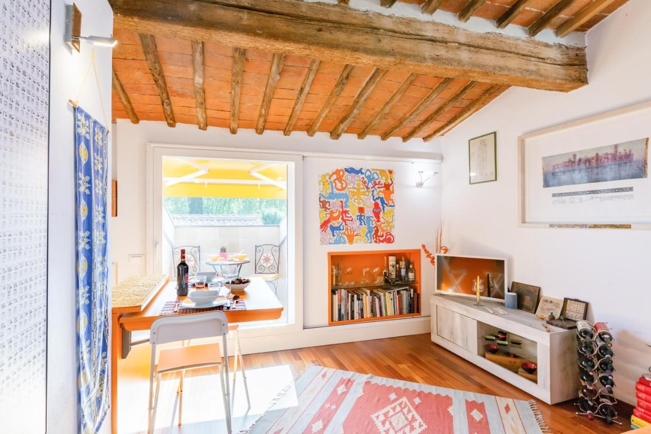 Piazza Dei Cavalieri Orange Attic Apartment *