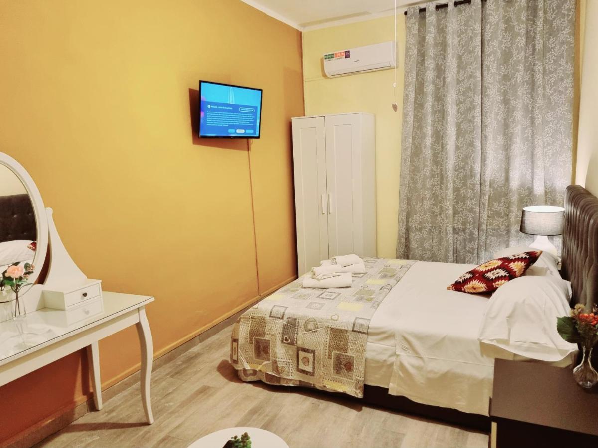 Rose Guest house *