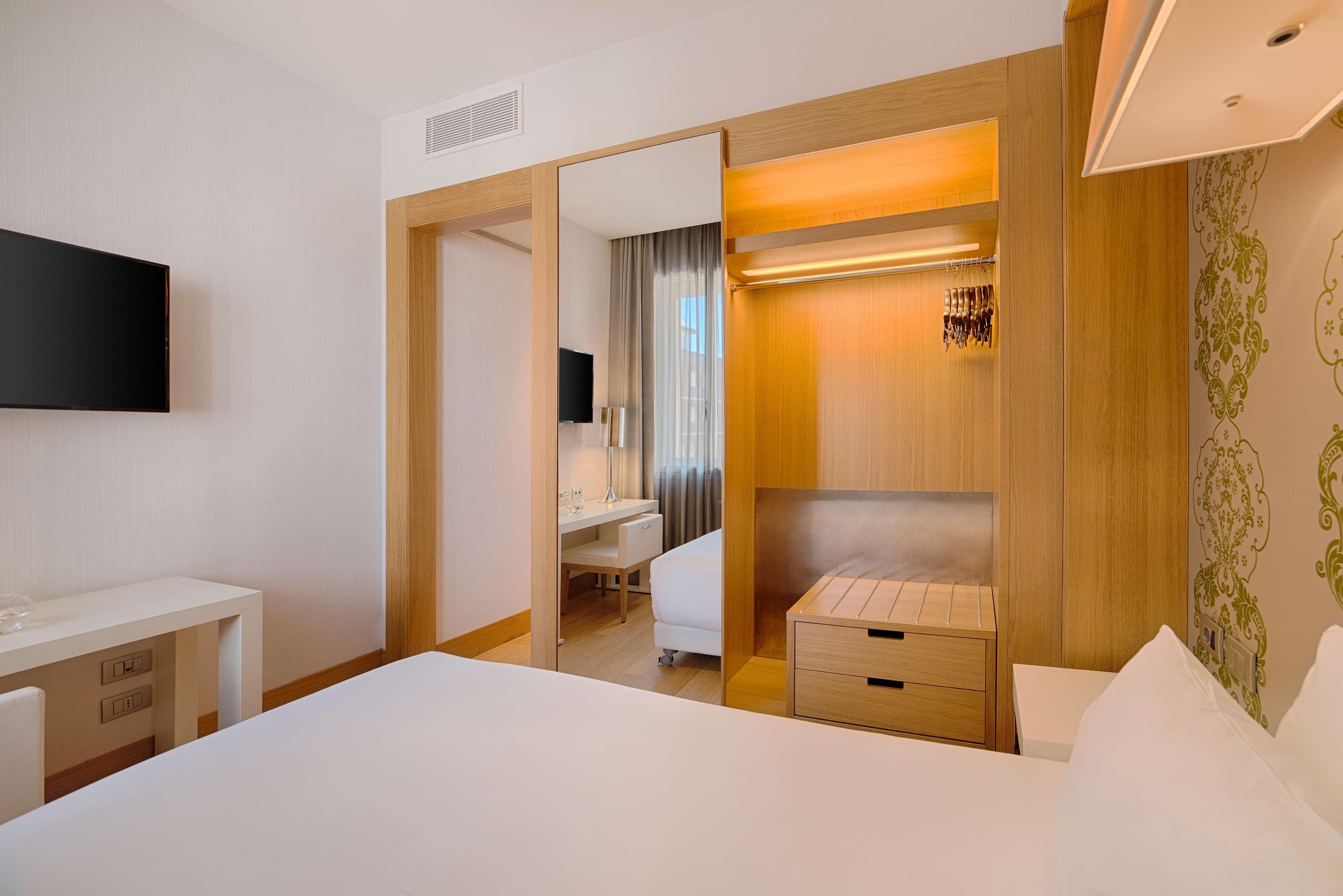 Nh Hotel 4*