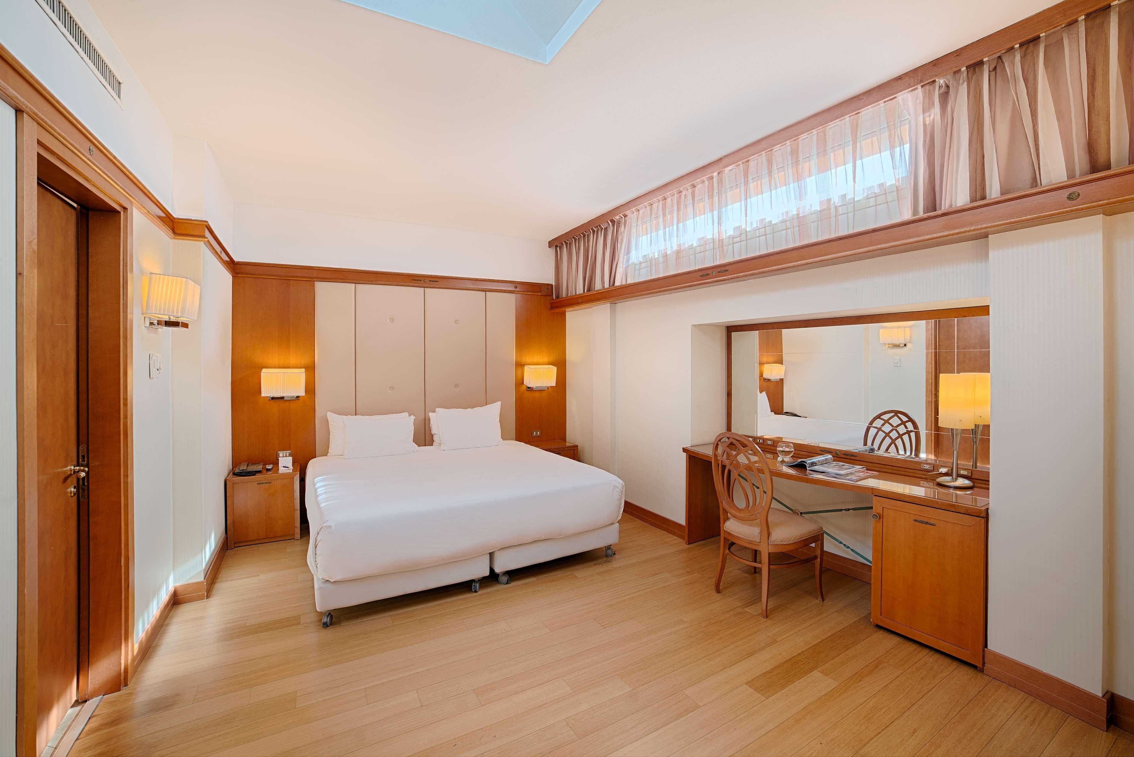Hotel Nh 4*