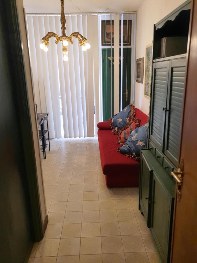 Apartment Desire House