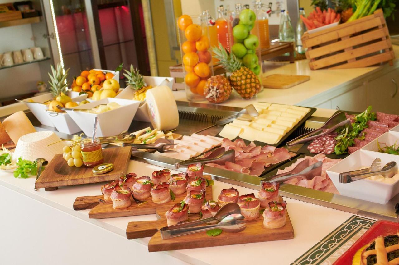 Hotel San Ranieri 4*