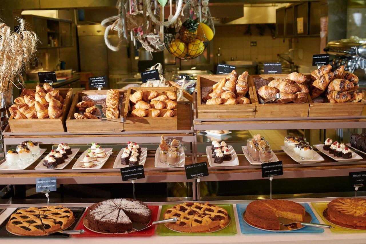 Hotel San Ranieri 4*