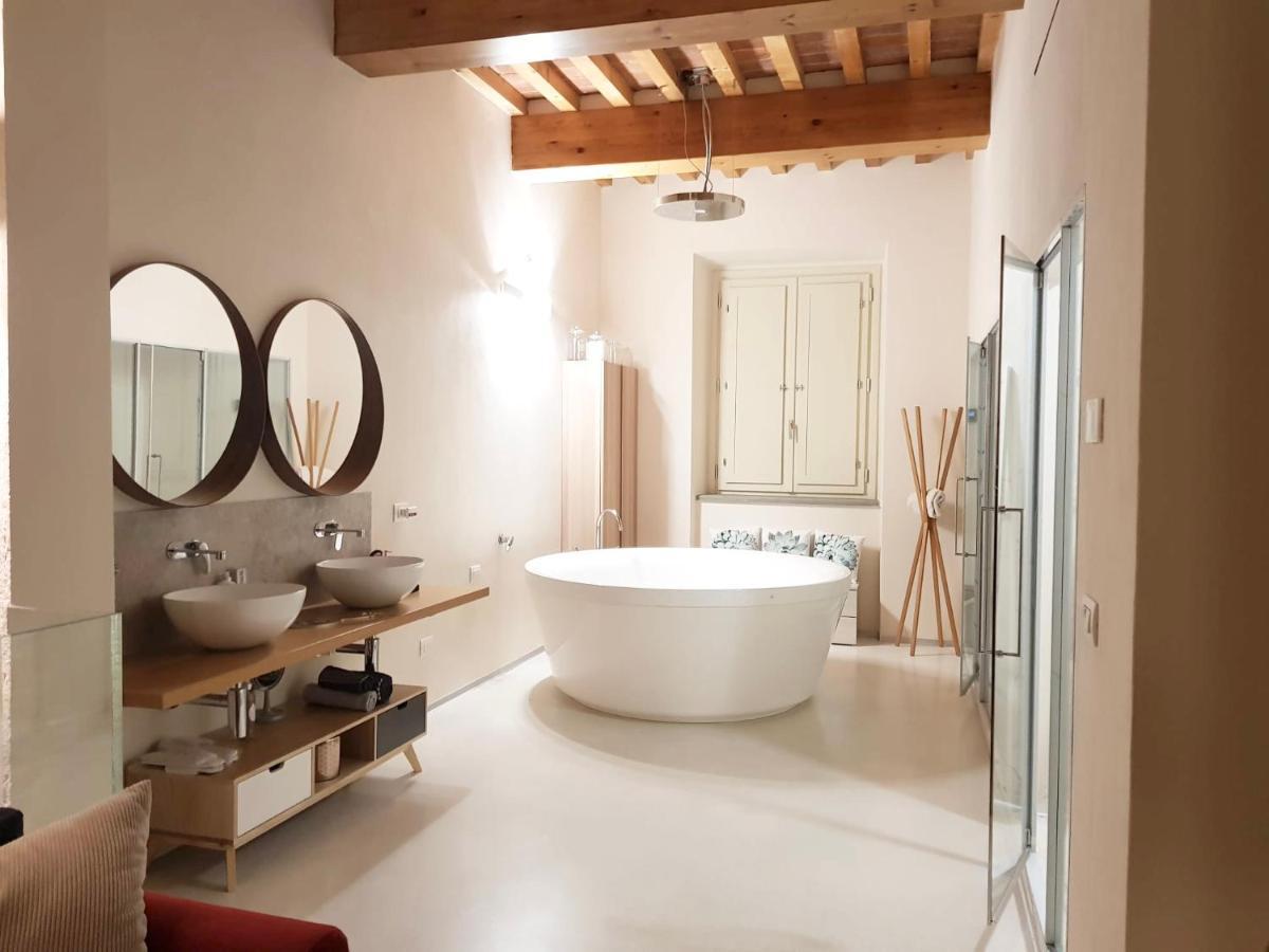 Luxury Tower House In Heart Of Pisa