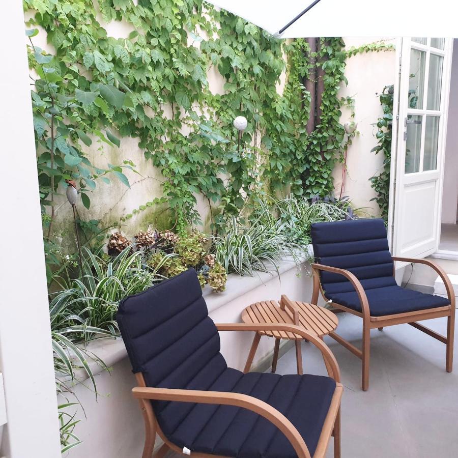Guest house Luxury Tower House In Heart Of *