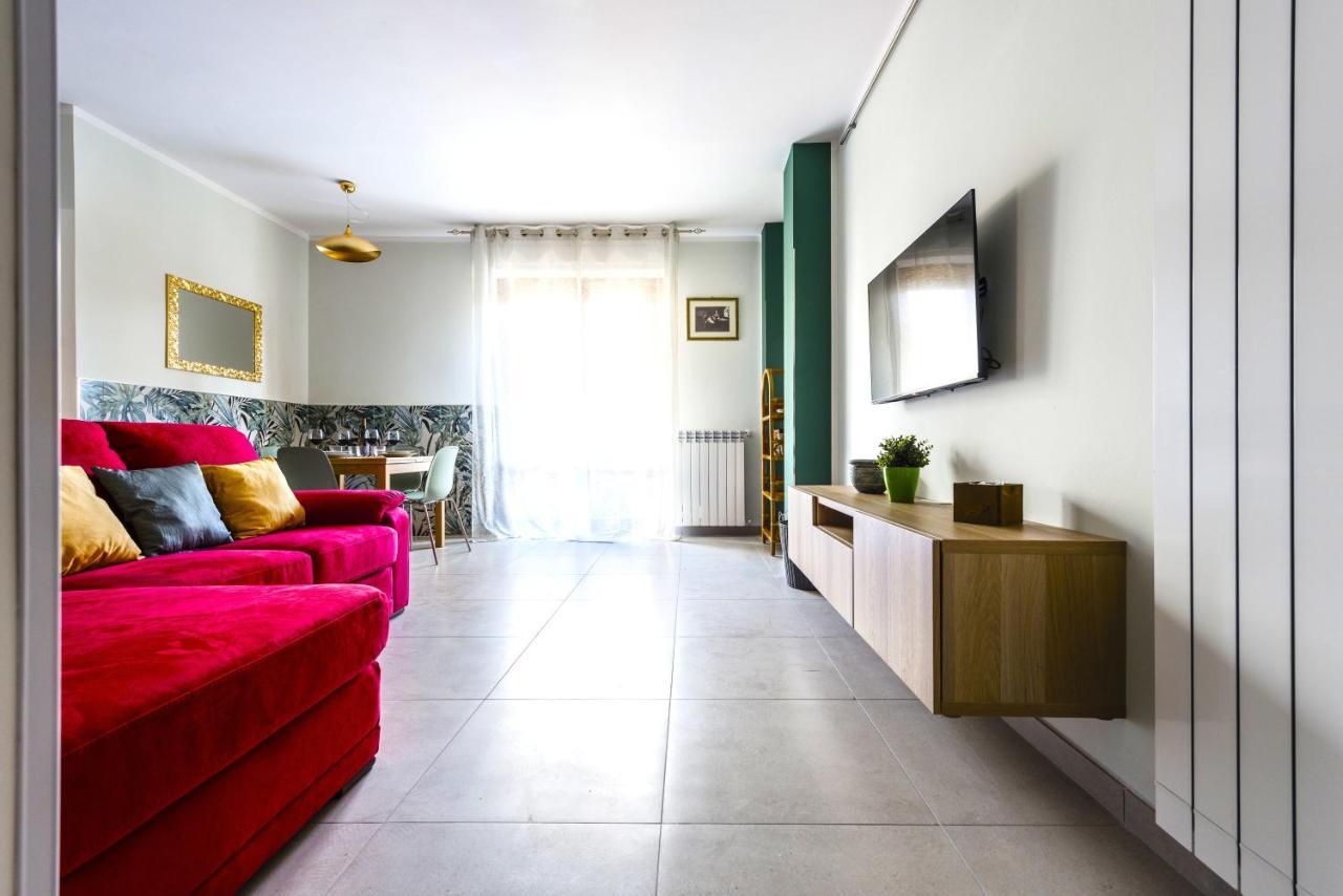 Hostly - Cisanello - Light And Colors Apartamento *