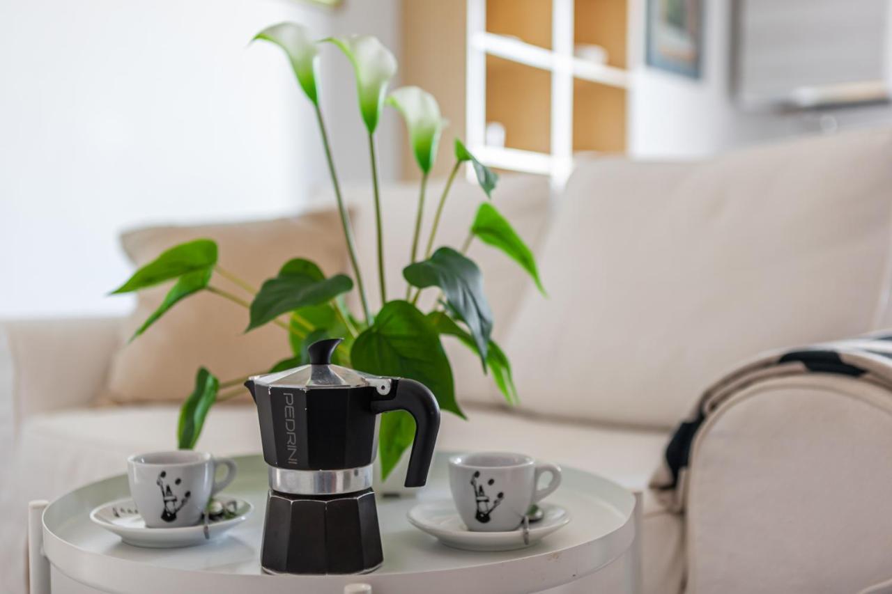 Apartamento Cozy Near The Hospital With 2 Balconies!