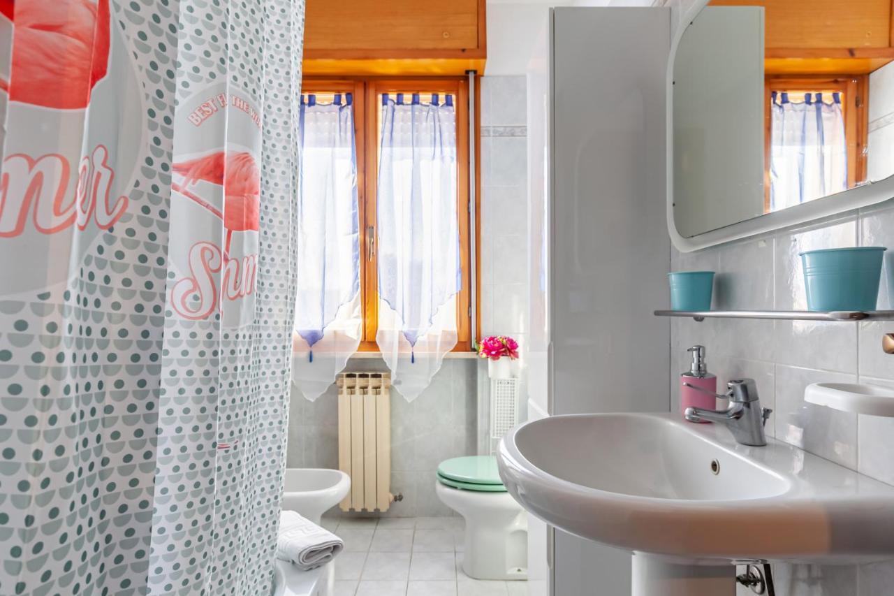 Cozy Near The Hospital With 2 Balconies! Apartamento Pisa