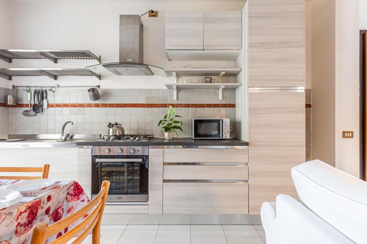 Apartamento Cozy Near The Hospital With 2 Balconies! Pisa