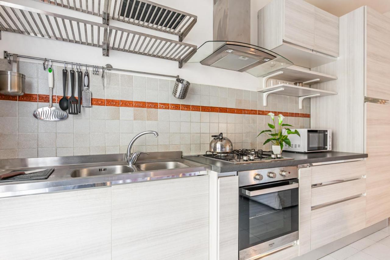Apartamento Cozy Near The Hospital With 2 Balconies! Pisa