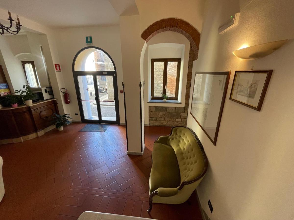 Caffe Verdi - 24 Reception Hotel