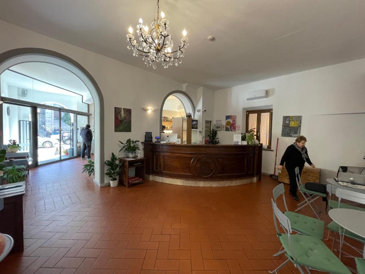 Hotel Caffe Verdi - 24 Reception
