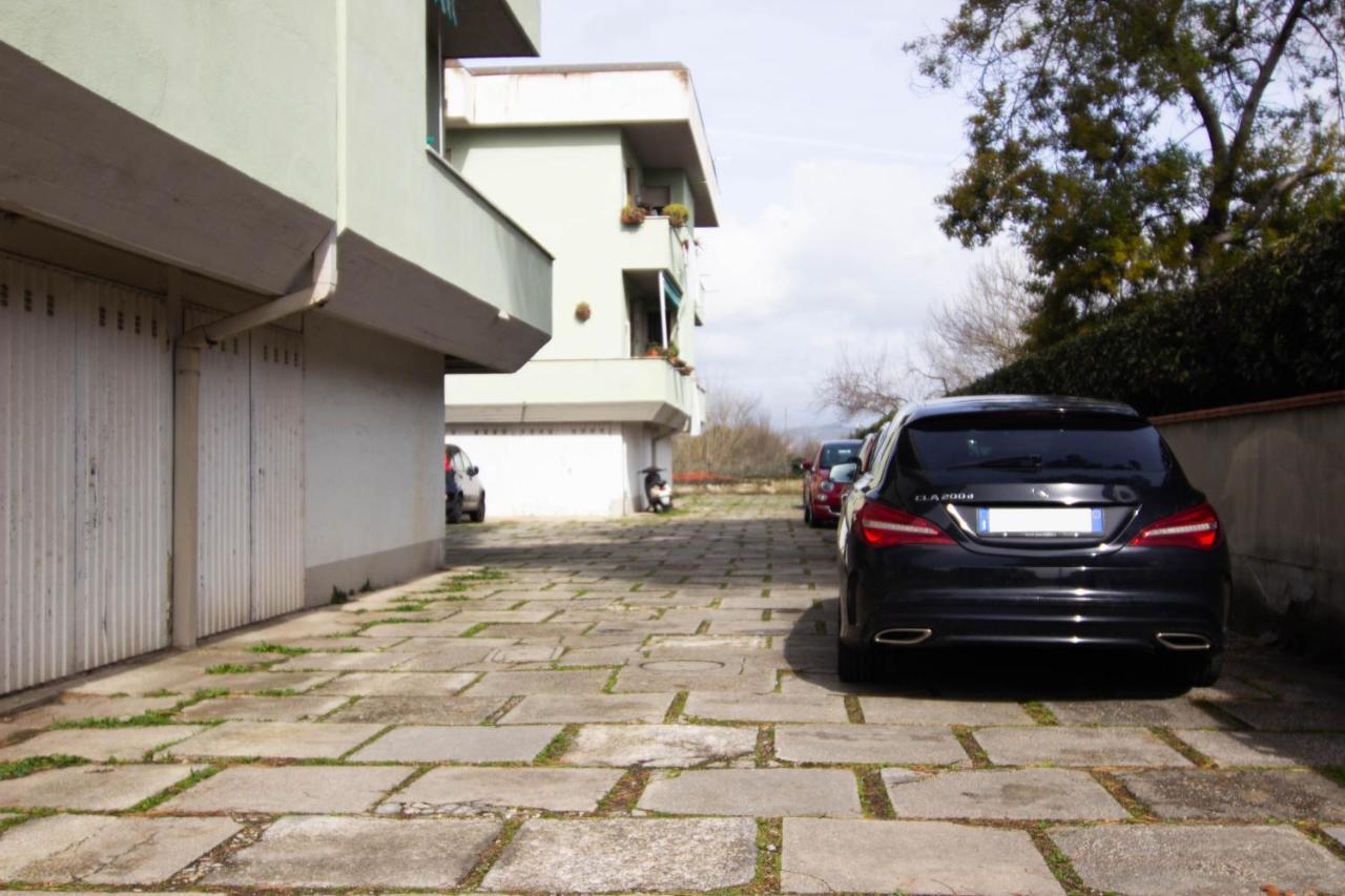 Appartement 1km Dalla Torre Appart. Con Balcone E Posto Auto