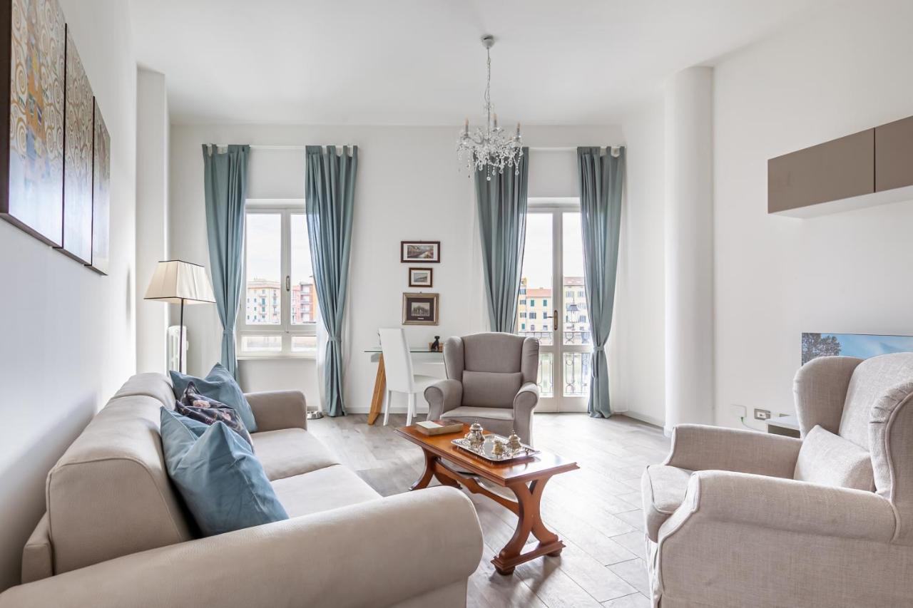 Lungarno Elegant With Panoramic Balcony