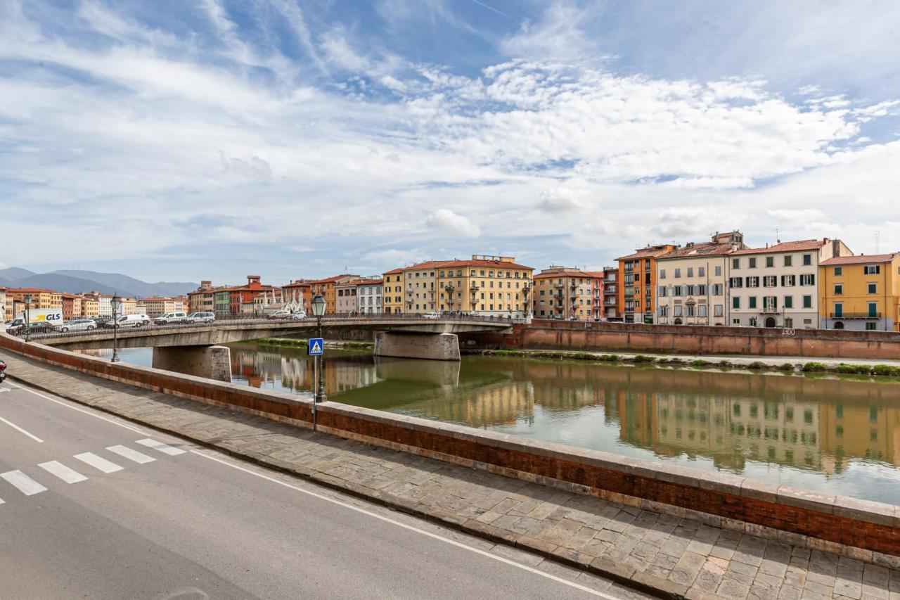 Lungarno Elegant With Panoramic Balcony Apartment Pisa