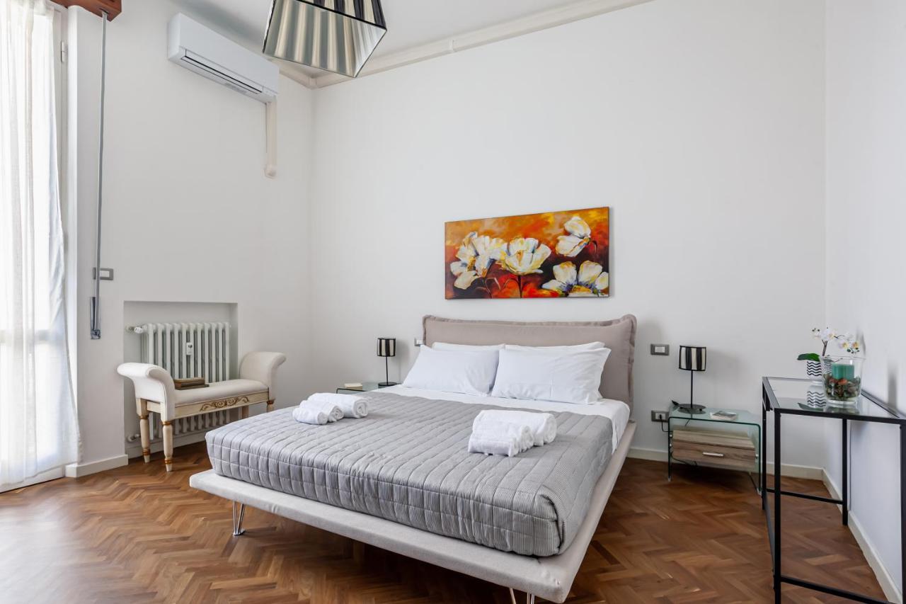 Lungarno Elegant With Panoramic Balcony * Pisa