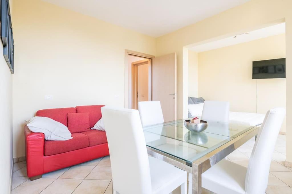 -villa Emily- Parking, Garden & Wi-fi Apartment *