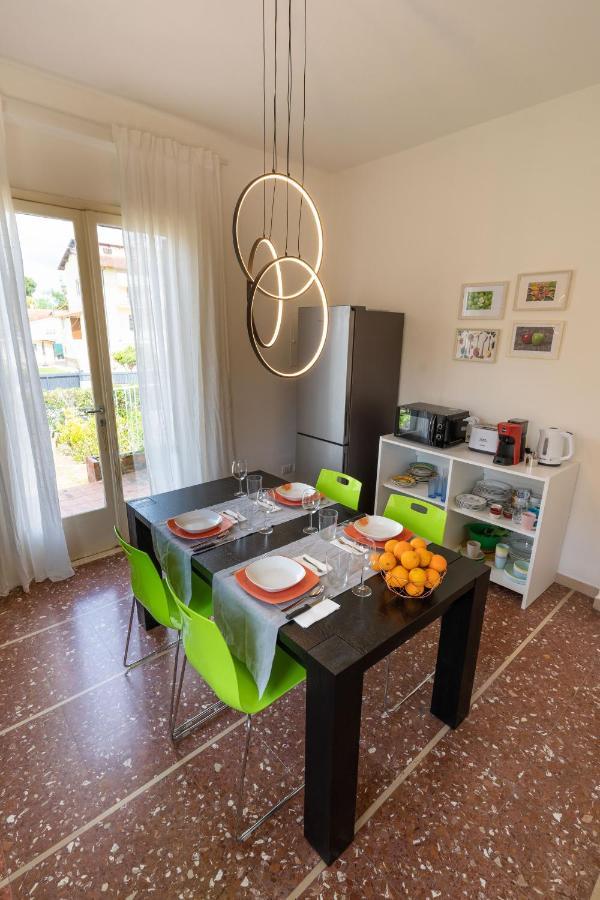 In A Tirrenia, Eleganza E Comfort A Pochi Passi Dal Mare Apartment