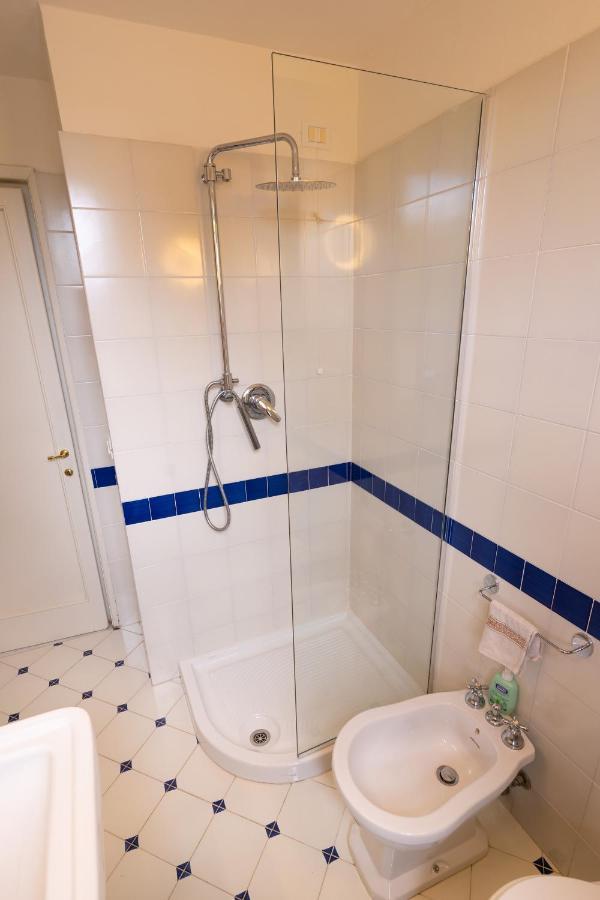 Apartamento In A Tirrenia, Eleganza E Comfort A Pochi Passi Dal Mare