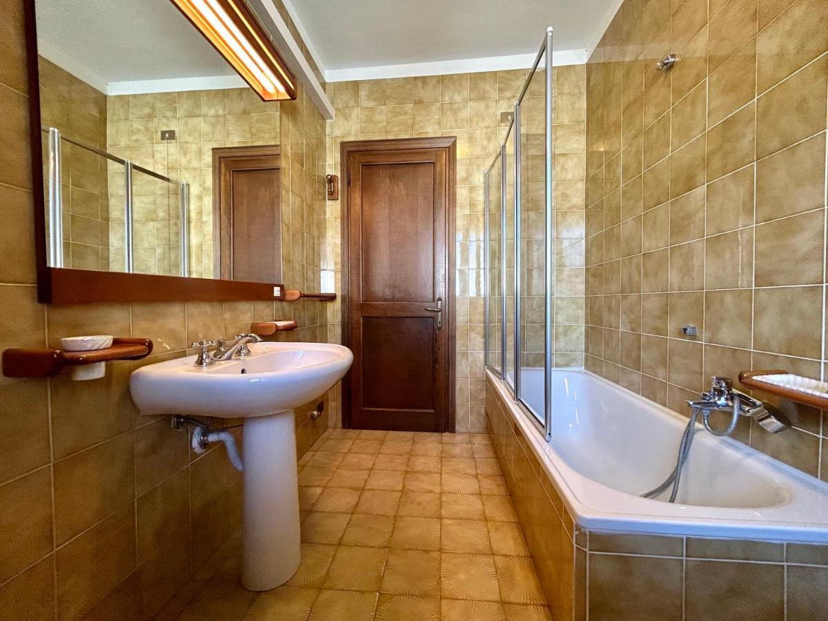 Casa Nonna Tina A 700 M Dalla Torre Di Apartment *