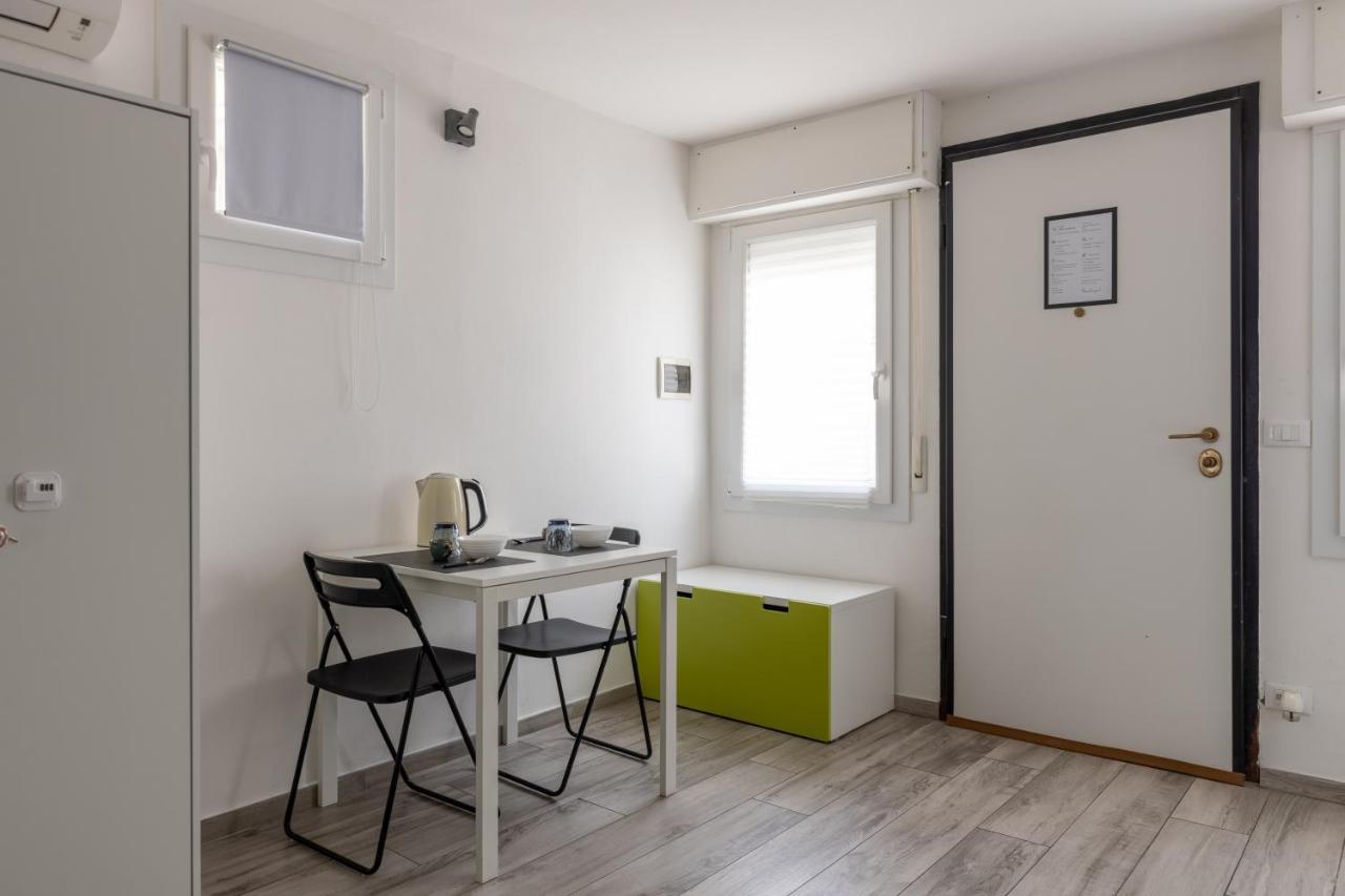 Apartment Station *