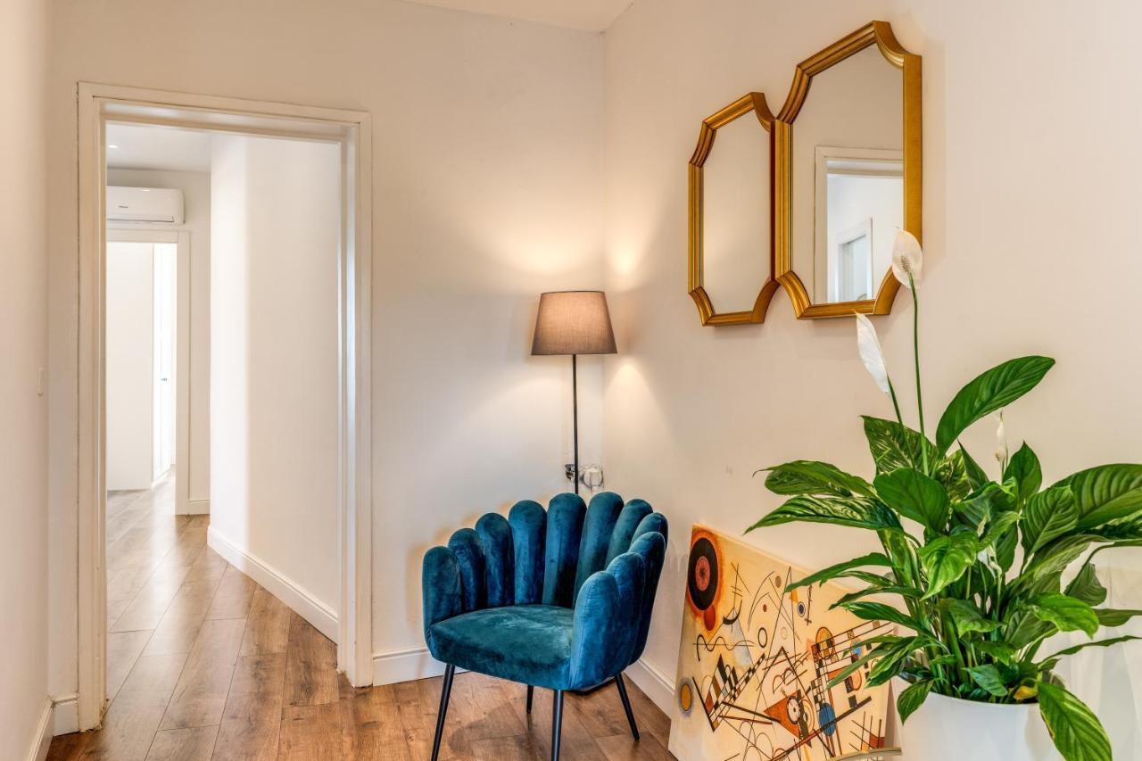 Aweshomeitaly - Park View Apartment