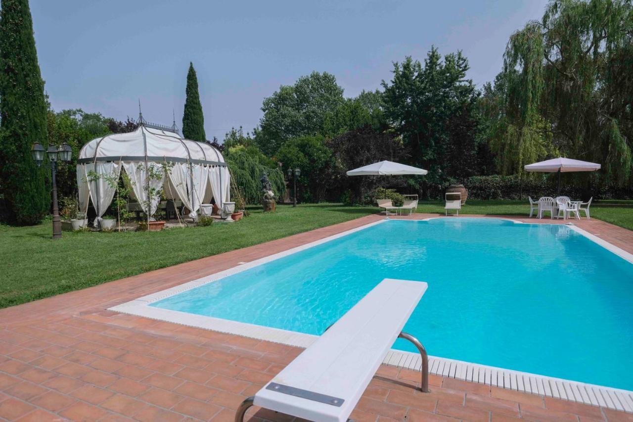 Luxury Pool & Garden *