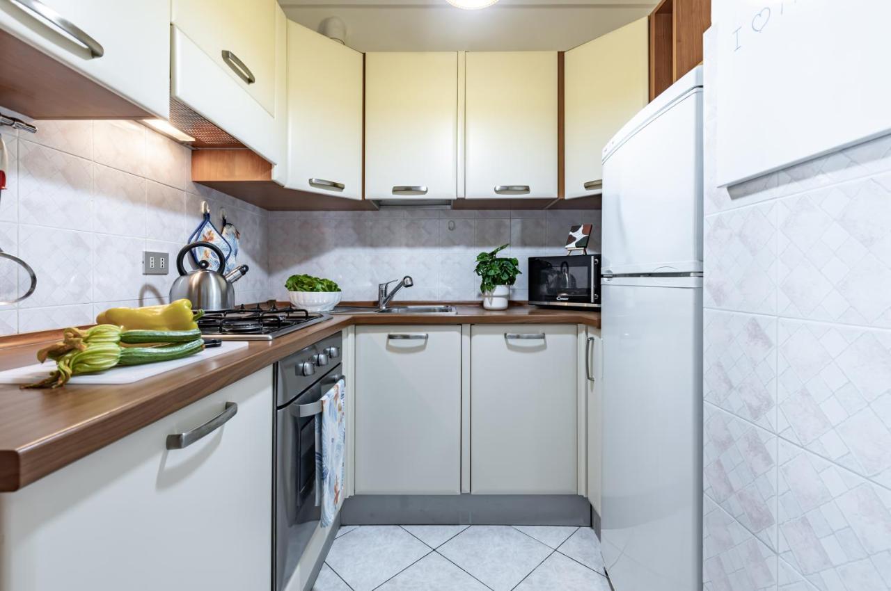 Apartamento With Balcony Near Cisanello Hospital *