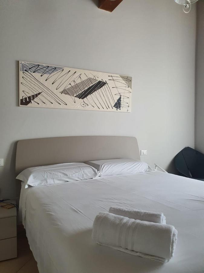 Mossotti Street Apartment