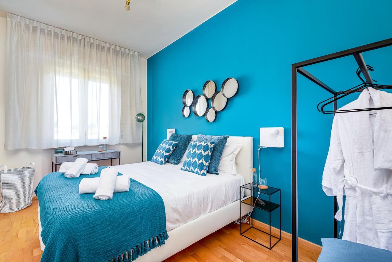 Apartment Art Deco' - Sleepwithme - Free Parking - Free Breakfast - Very Friendly Staff