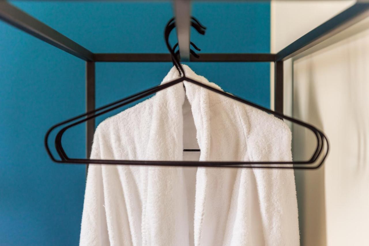 Art Deco' - Sleepwithme - Free Parking - Free Breakfast - Very Friendly Staff Apartment *