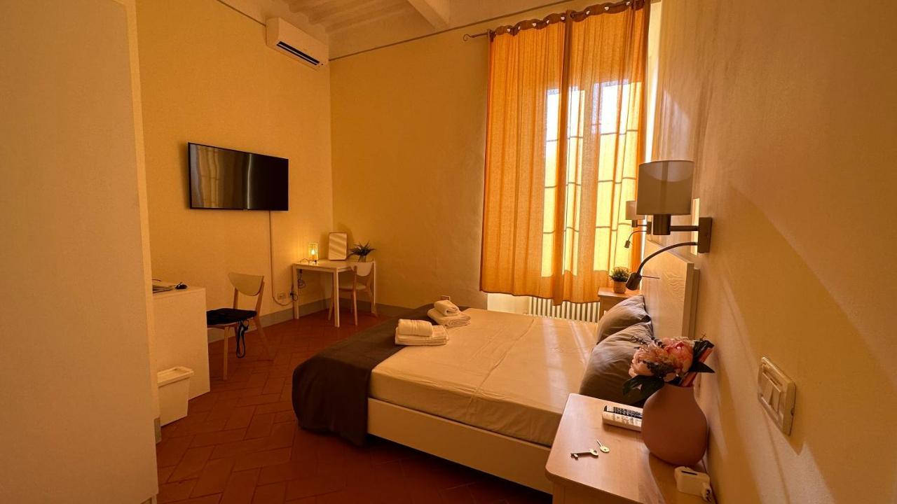 Bed & Breakfast - Residenza D'epoca Piazza Cairoli *