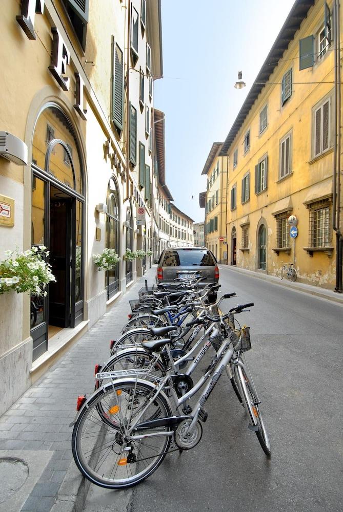 Bologna 4* Pisa