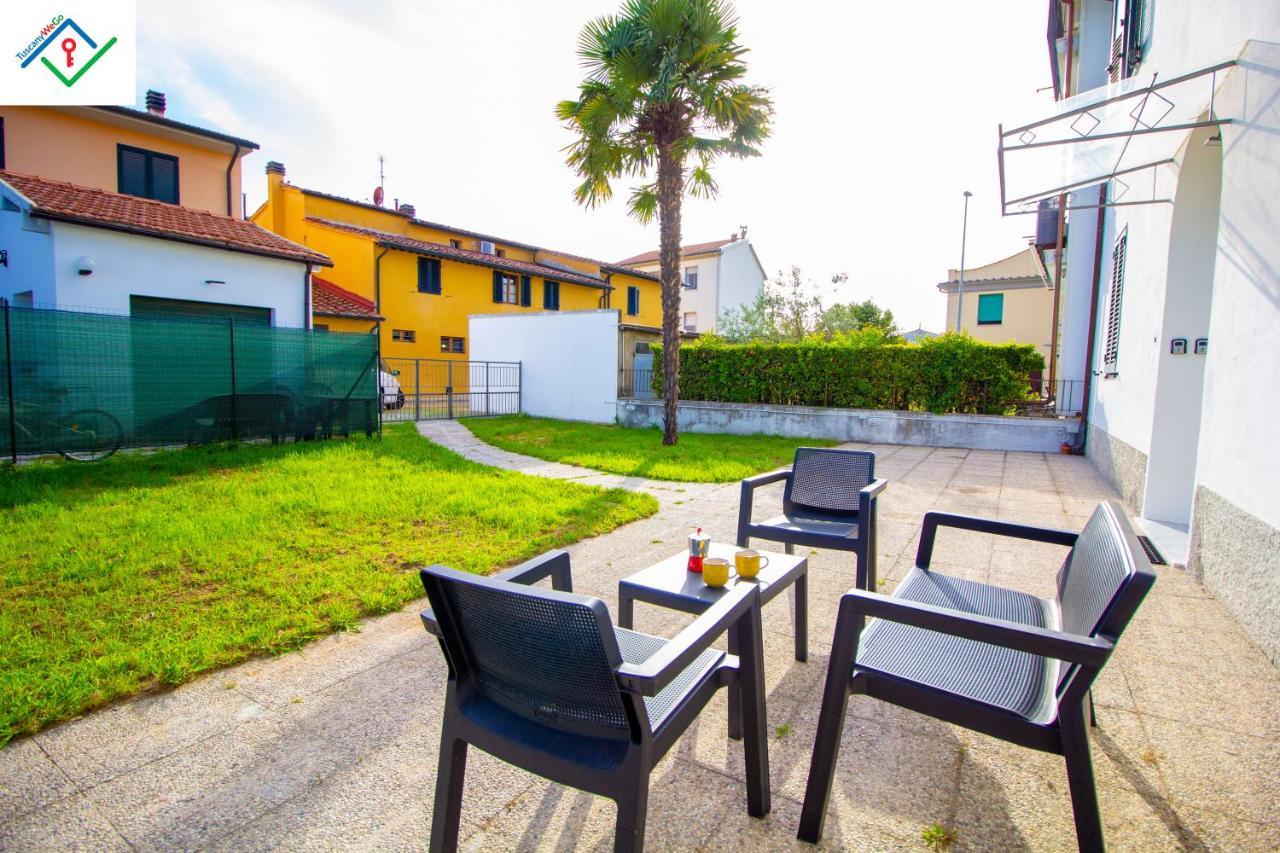 Les House - 2 By Tuscanywego * Pisa
