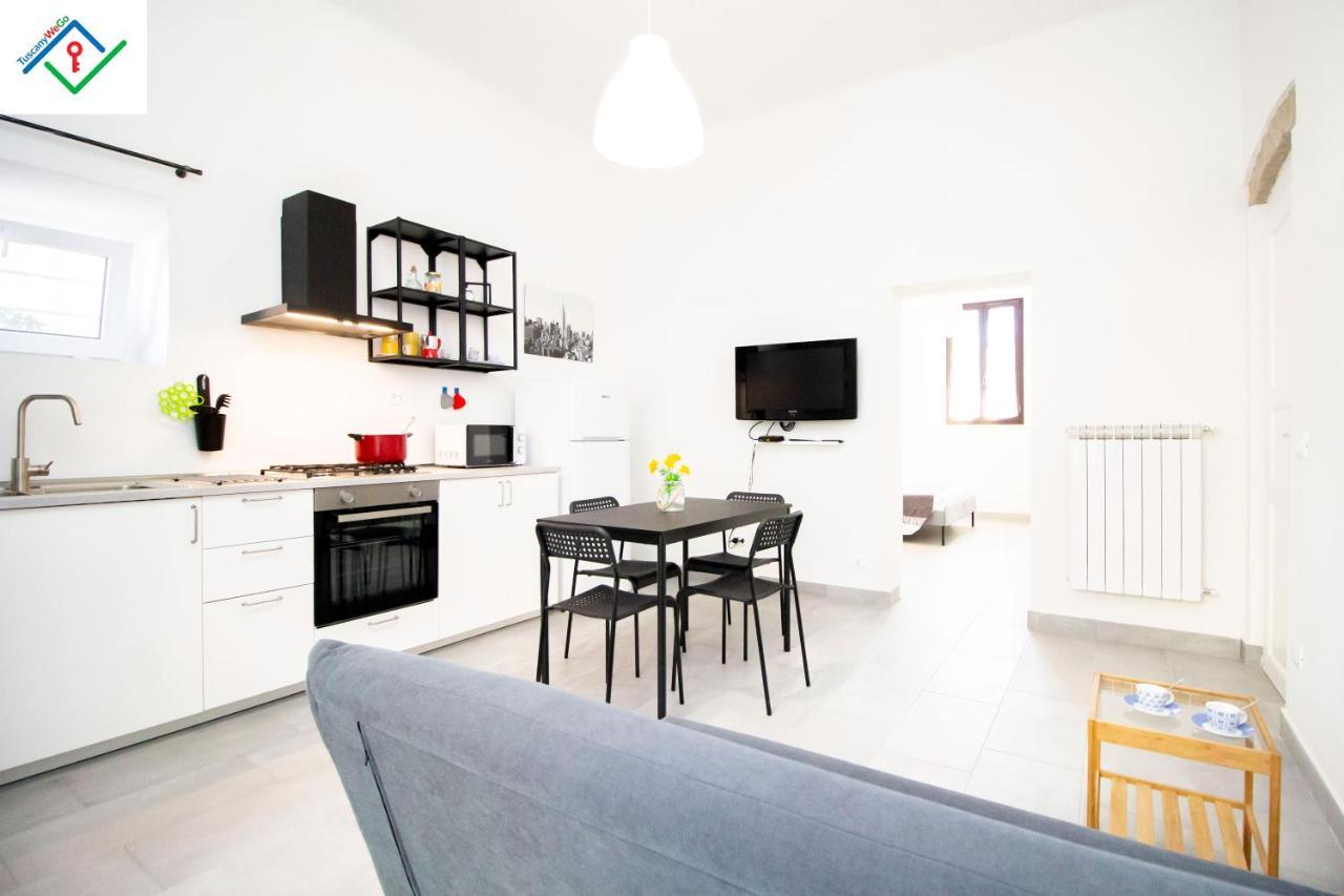 Les House - 1 By Tuscanywego Apartment